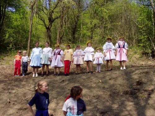 Otvírání studánky - 30.4.2005